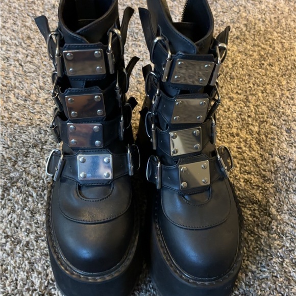 Demonia - Damned 105 - Picture 3 of 3